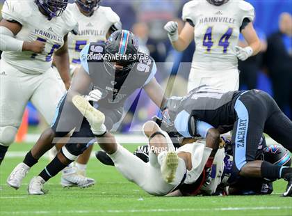 Thumbnail 2 in Hahnville vs. Zachary (LHSAA 5A Final) photogallery.