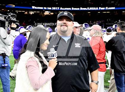 Thumbnail 1 in Hahnville vs. Zachary (LHSAA 5A Final) photogallery.
