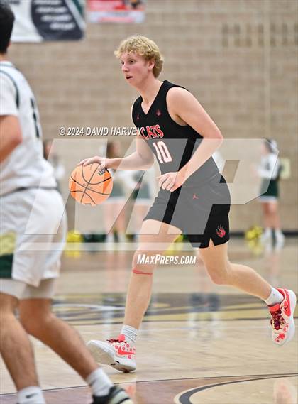 Thumbnail 3 in Castle View vs Bear Creek photogallery.