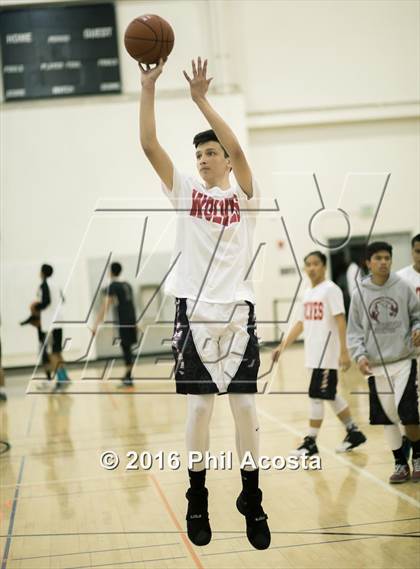 Thumbnail 1 in Sotomayor vs Marquez (CIF Los Angeles City School Semifinal) photogallery.