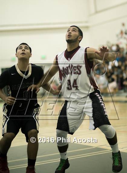 Thumbnail 3 in Sotomayor vs Marquez (CIF Los Angeles City School Semifinal) photogallery.