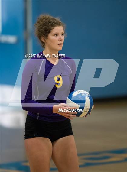 Thumbnail 2 in Arcata vs. Lassen (Battle for the North State Tournament) photogallery.