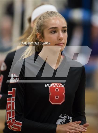Thumbnail 1 in Arcata vs. Lassen (Battle for the North State Tournament) photogallery.