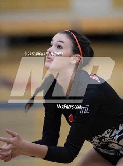 Thumbnail 3 in Arcata vs. Lassen (Battle for the North State Tournament) photogallery.