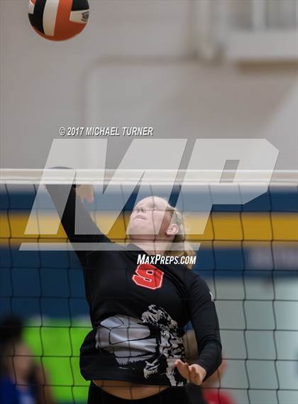 Thumbnail 3 in Arcata vs. Lassen (Battle for the North State Tournament) photogallery.