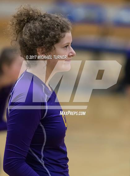 Thumbnail 1 in Arcata vs. Lassen (Battle for the North State Tournament) photogallery.