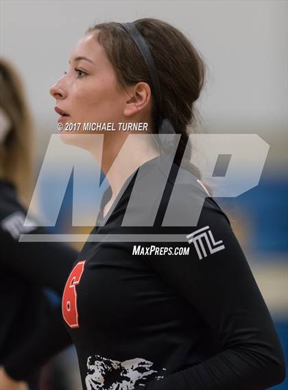 Thumbnail 3 in Arcata vs. Lassen (Battle for the North State Tournament) photogallery.