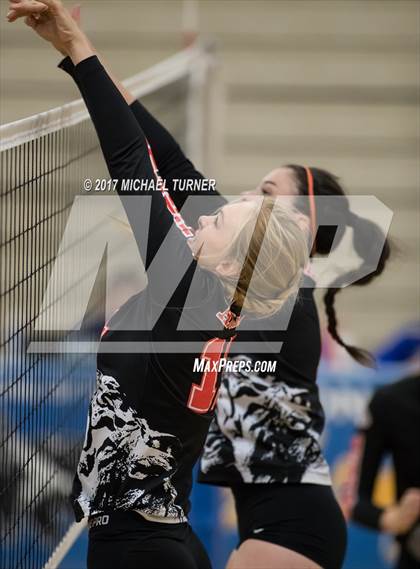 Thumbnail 2 in Arcata vs. Lassen (Battle for the North State Tournament) photogallery.