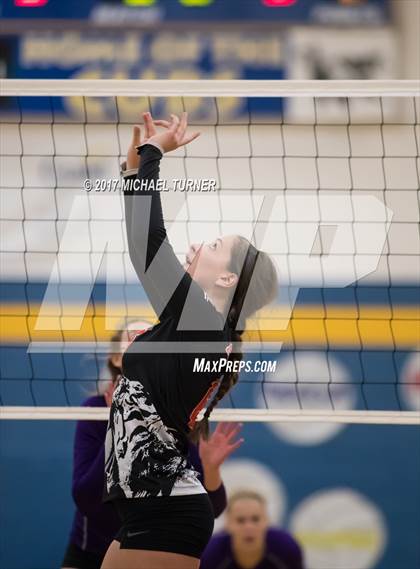 Thumbnail 1 in Arcata vs. Lassen (Battle for the North State Tournament) photogallery.
