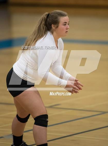 Thumbnail 1 in Arcata vs. Lassen (Battle for the North State Tournament) photogallery.