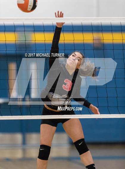 Thumbnail 2 in Arcata vs. Lassen (Battle for the North State Tournament) photogallery.