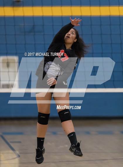 Thumbnail 1 in Arcata vs. Lassen (Battle for the North State Tournament) photogallery.