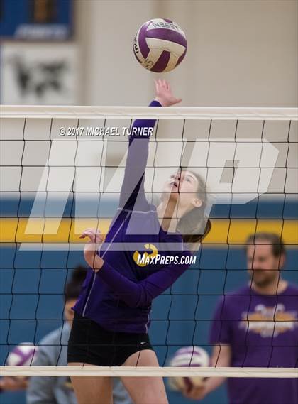 Thumbnail 1 in Arcata vs. Lassen (Battle for the North State Tournament) photogallery.
