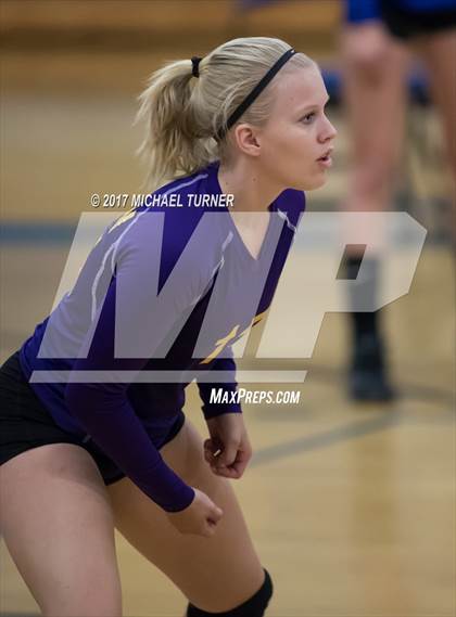 Thumbnail 2 in Arcata vs. Lassen (Battle for the North State Tournament) photogallery.