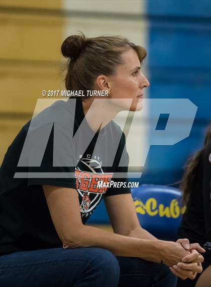 Thumbnail 3 in Arcata vs. Lassen (Battle for the North State Tournament) photogallery.