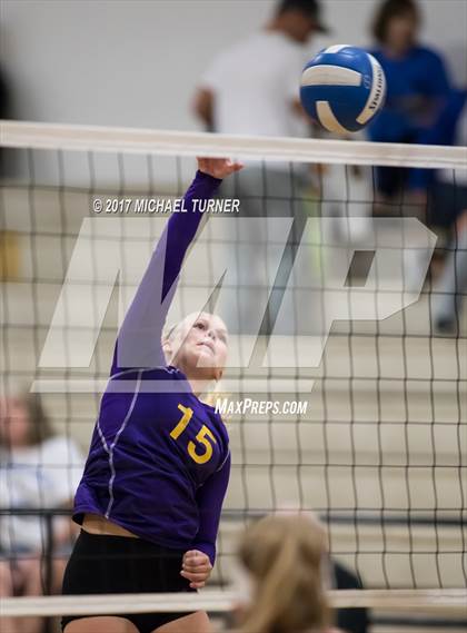 Thumbnail 2 in Arcata vs. Lassen (Battle for the North State Tournament) photogallery.