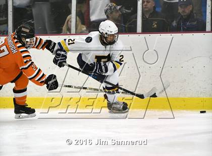 Thumbnail 2 in White Plains @ Pelham Memorial photogallery.