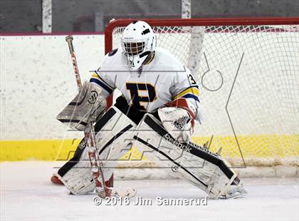 Thumbnail 2 in White Plains @ Pelham Memorial photogallery.