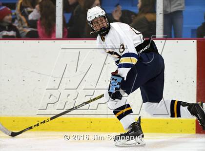 Thumbnail 3 in White Plains @ Pelham Memorial photogallery.