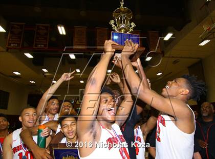 Thumbnail 1 in Narbonne vs. Westchester (CIF LA City Section Open Division Final) photogallery.