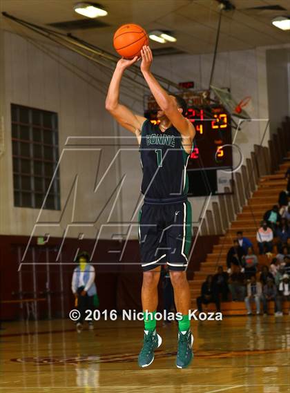 Thumbnail 2 in Narbonne vs. Westchester (CIF LA City Section Open Division Final) photogallery.