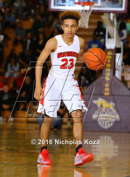 Thumbnail 2 in Narbonne vs. Westchester (CIF LA City Section Open Division Final) photogallery.