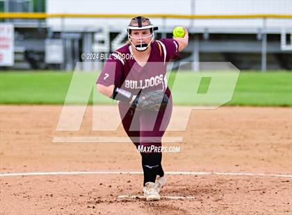 Thumbnail 1 in Big Spring @ Hamburg (PIAA District 3 Class 4A Quarterfinal) photogallery.