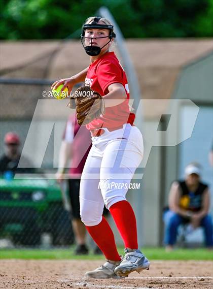 Thumbnail 3 in Big Spring @ Hamburg (PIAA District 3 Class 4A Quarterfinal) photogallery.