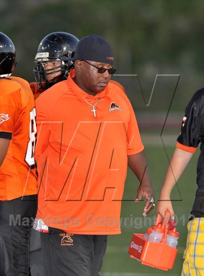 Thumbnail 3 in Natomas @ Foothill photogallery.