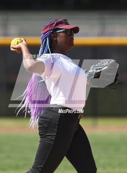 Thumbnail 1 in Harding University vs Ardrey Kell (SoMeck 7 Conference Tournament) photogallery.
