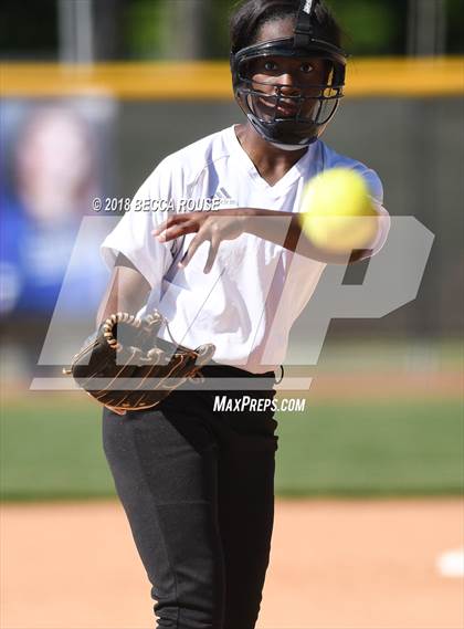 Thumbnail 3 in Harding University vs Ardrey Kell (SoMeck 7 Conference Tournament) photogallery.