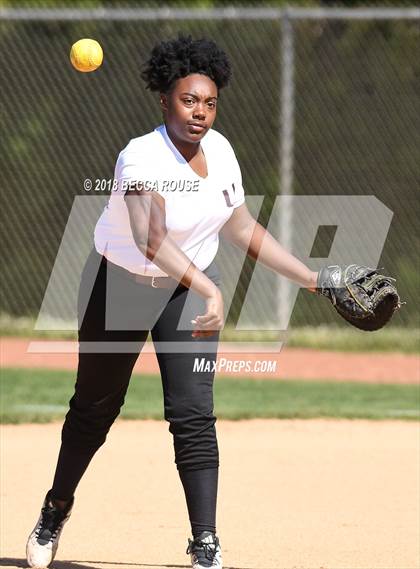 Thumbnail 2 in Harding University vs Ardrey Kell (SoMeck 7 Conference Tournament) photogallery.