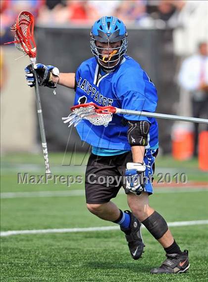 Thumbnail 3 in Hauppauge vs. Comsewogue (Section 11 Class B Final) photogallery.
