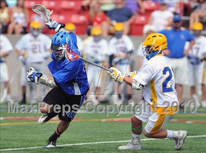 Thumbnail 3 in Hauppauge vs. Comsewogue (Section 11 Class B Final) photogallery.