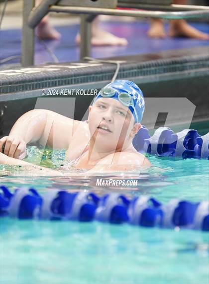 Thumbnail 3 in L'Anse Creuse vs. Warren Woods-Tower (MHSAA MAC District) photogallery.
