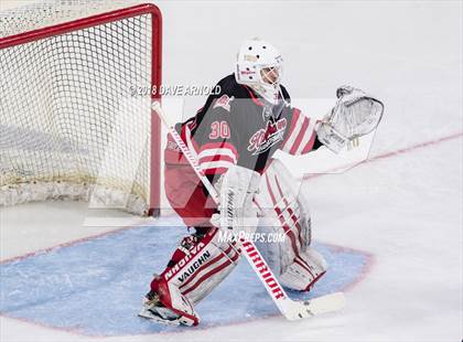 Thumbnail 1 in Hingham vs. Boston College High (MIAA D1A) photogallery.