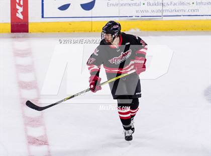 Thumbnail 2 in Hingham vs. Boston College High (MIAA D1A) photogallery.