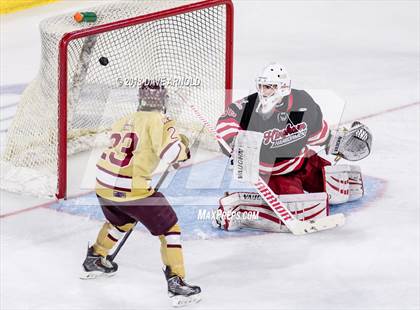 Thumbnail 1 in Hingham vs. Boston College High (MIAA D1A) photogallery.