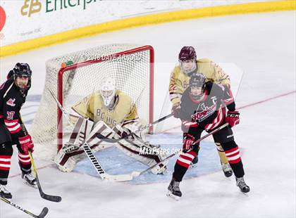 Thumbnail 1 in Hingham vs. Boston College High (MIAA D1A) photogallery.