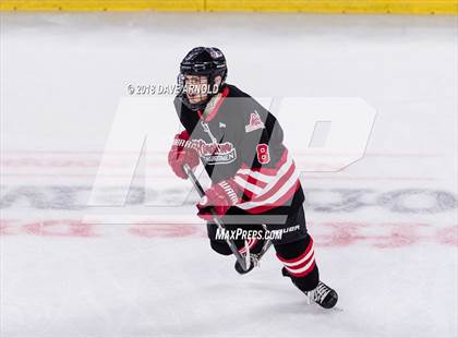 Thumbnail 1 in Hingham vs. Boston College High (MIAA D1A) photogallery.