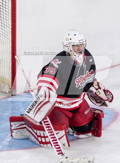 Thumbnail 1 in Hingham vs. Boston College High (MIAA D1A) photogallery.