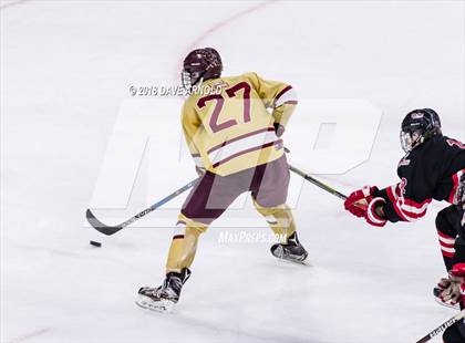 Thumbnail 1 in Hingham vs. Boston College High (MIAA D1A) photogallery.