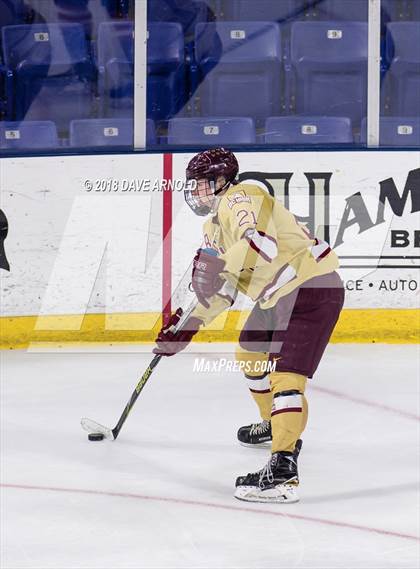 Thumbnail 1 in Hingham vs. Boston College High (MIAA D1A) photogallery.