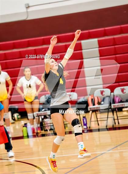 Thumbnail 1 in Hughson vs. West Campus photogallery.