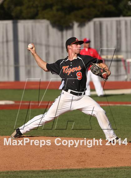 Thumbnail 1 in Arcata @ Saint Mary's (CIF NCS D4 Semifinal) photogallery.