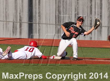 Thumbnail 3 in Arcata @ Saint Mary's (CIF NCS D4 Semifinal) photogallery.