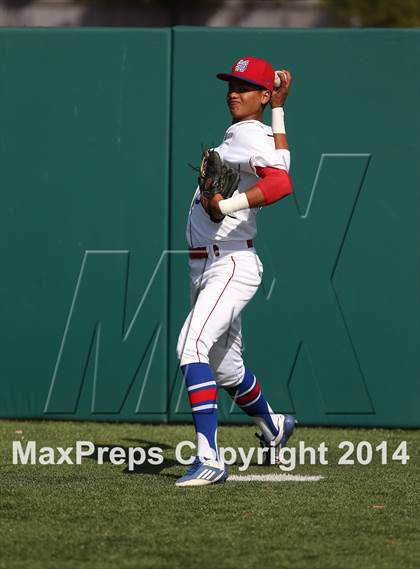 Thumbnail 2 in Arcata @ Saint Mary's (CIF NCS D4 Semifinal) photogallery.