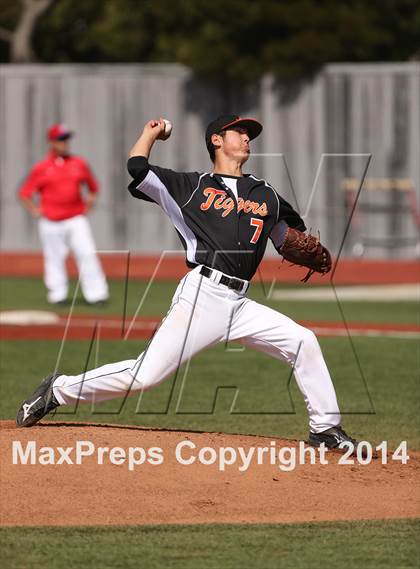 Thumbnail 3 in Arcata @ Saint Mary's (CIF NCS D4 Semifinal) photogallery.