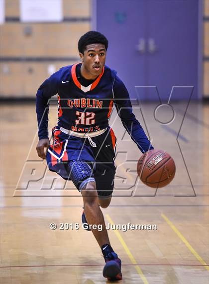 Thumbnail 3 in Dublin vs. Amador Valley (Windsor Holiday Classic) photogallery.