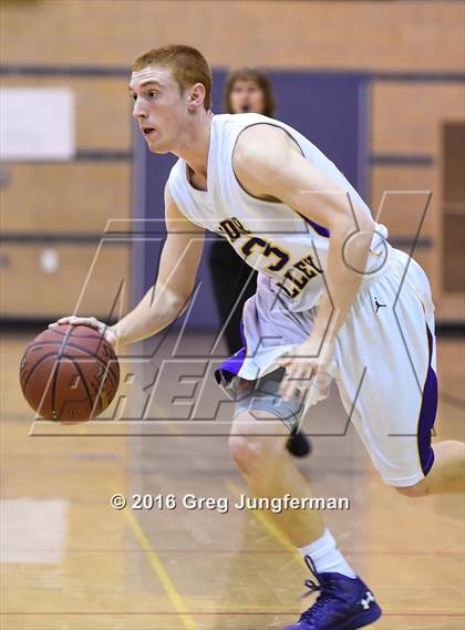 Thumbnail 3 in Dublin vs. Amador Valley (Windsor Holiday Classic) photogallery.